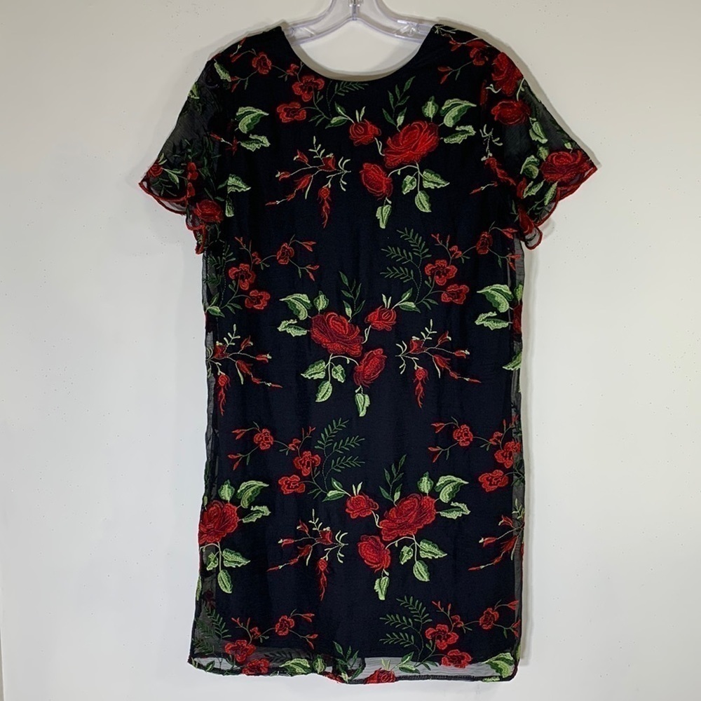 NWT. Show Me Your MuMu L Tallulah Deep V Back Embellished Dress in Risqué Rose.